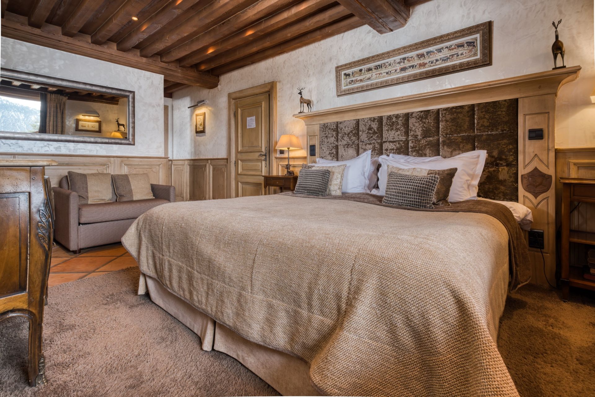 luxury chalet 12 Rooms for sale on COURCHEVEL (73120)
