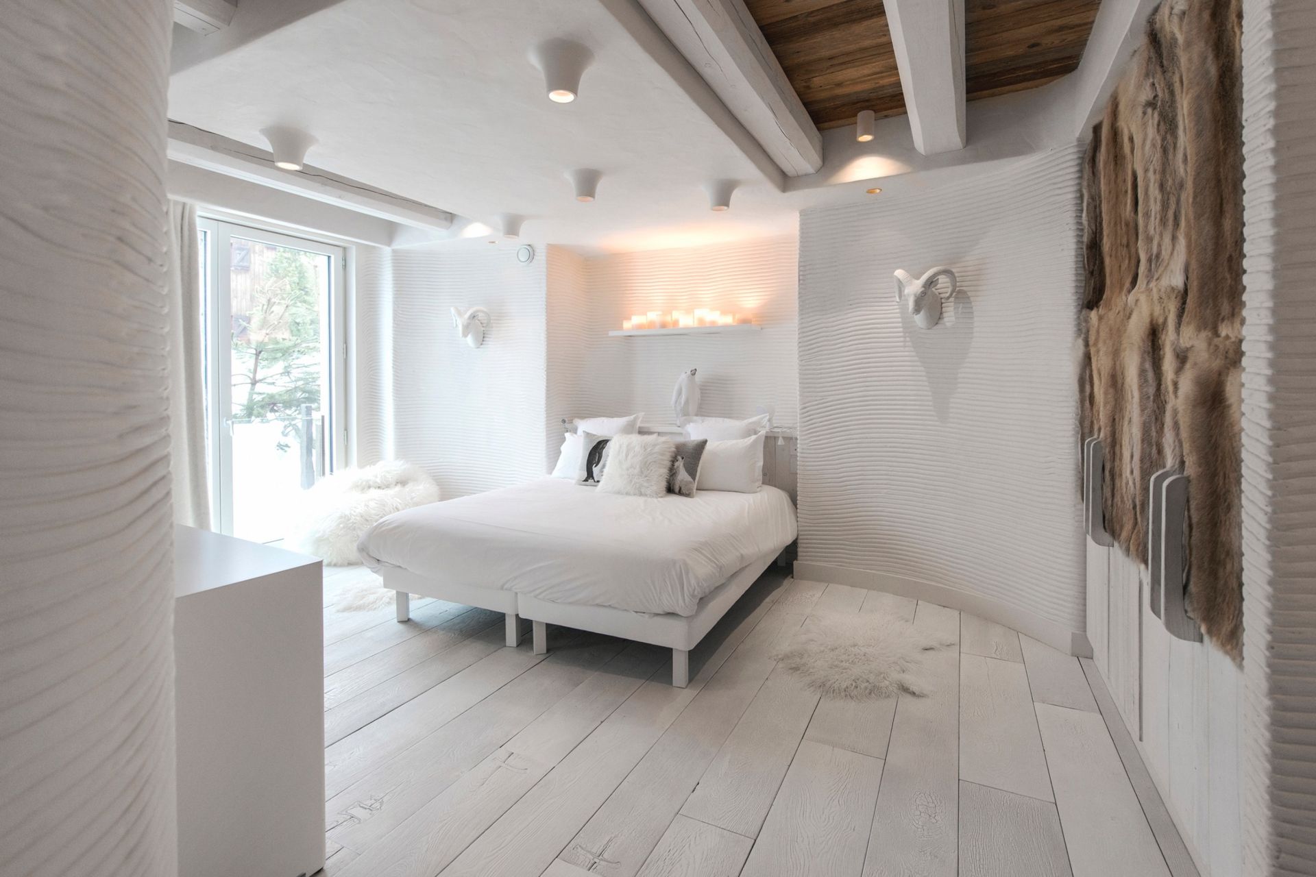 chalet de luxe 15 Pièces en location saisonnière sur COURCHEVEL (73120)