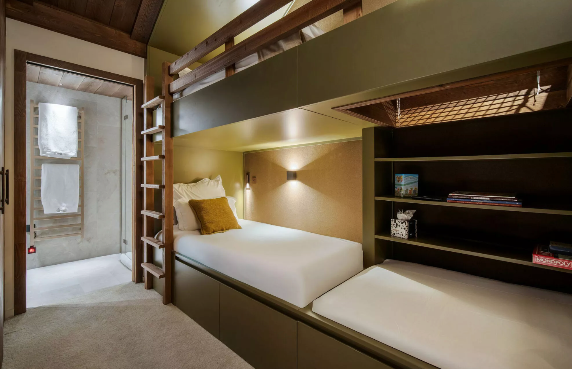 luxury apartment 5 Rooms for seasonal rent on COURCHEVEL (73120)