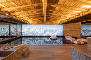 chalet de luxe 12 Pièces en location saisonnière sur COURCHEVEL VILLAGE (73120)