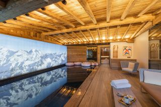 chalet de luxe 12 Pièces en location saisonnière sur COURCHEVEL VILLAGE (73120)