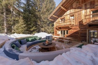 chalet de luxe 12 Pièces en location saisonnière sur COURCHEVEL VILLAGE (73120)