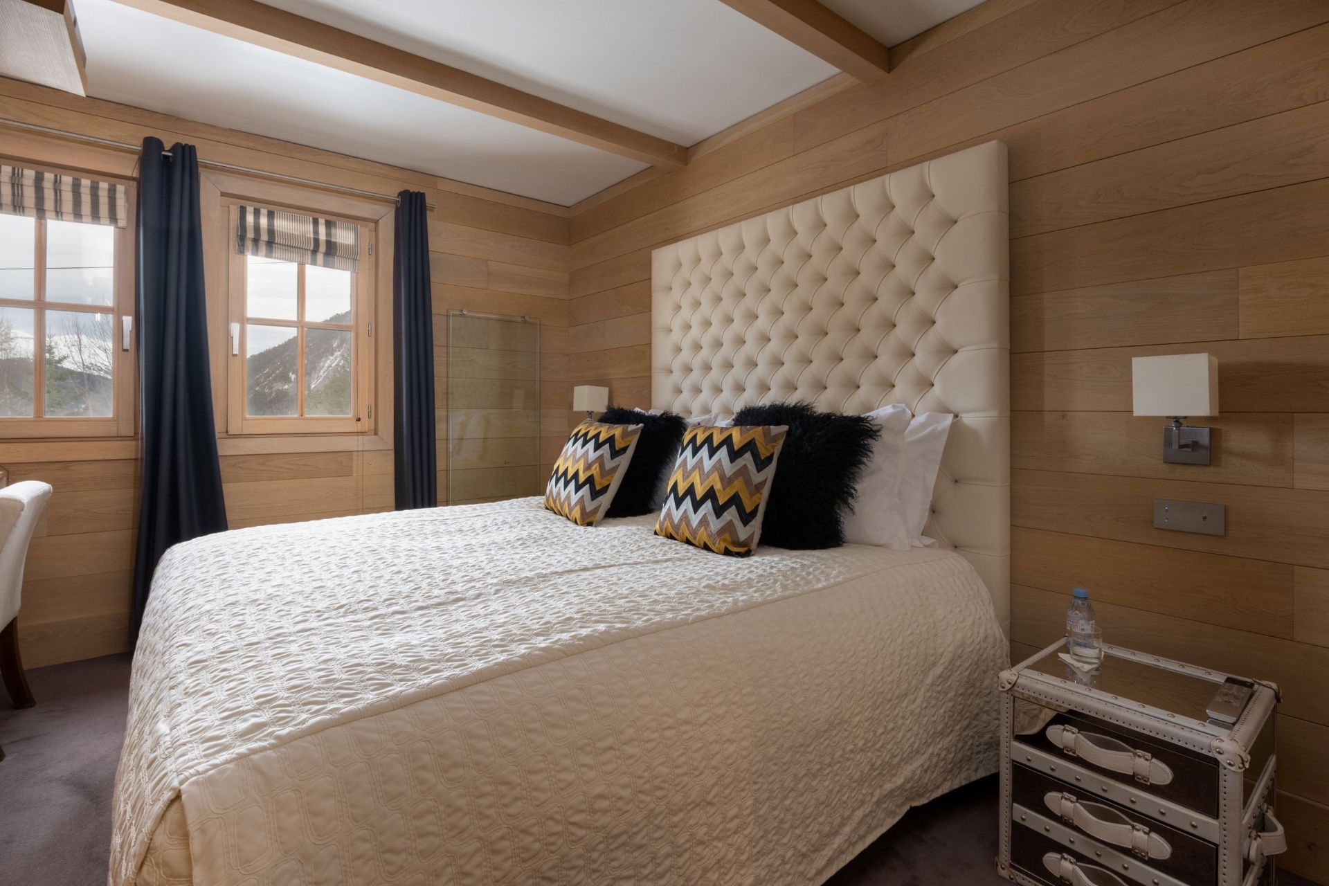 chalet de luxe 9 Pièces en location saisonnière sur COURCHEVEL MORIOND (73120)