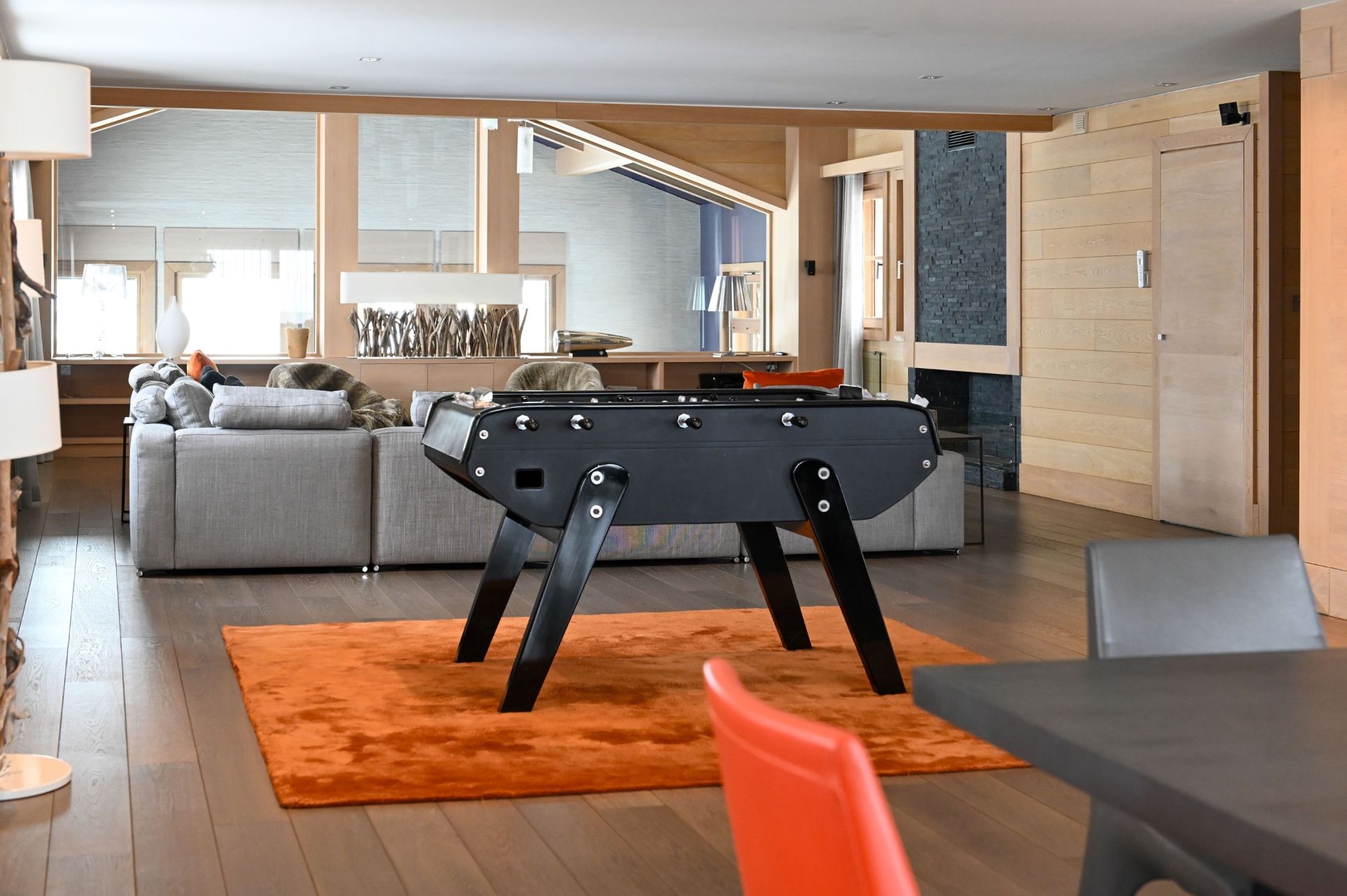 luxury chalet 12 Rooms for seasonal rent on COURCHEVEL MORIOND (73120)