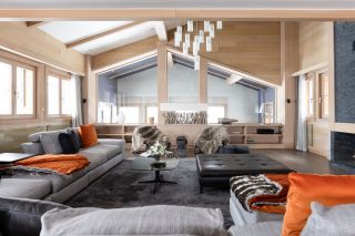luxury chalet 12 Rooms for seasonal rent on COURCHEVEL MORIOND (73120)