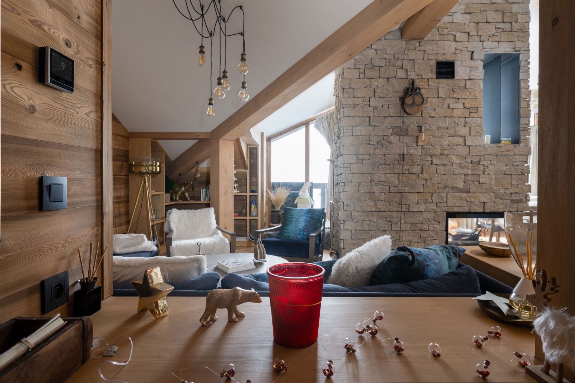 luxury apartment 6 Rooms for seasonal rent on COURCHEVEL (73120)