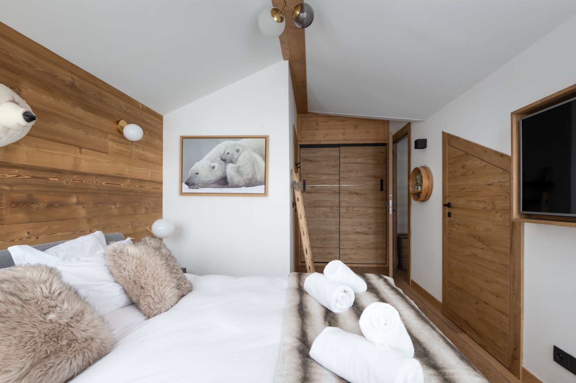 luxury apartment 6 Rooms for seasonal rent on COURCHEVEL (73120)