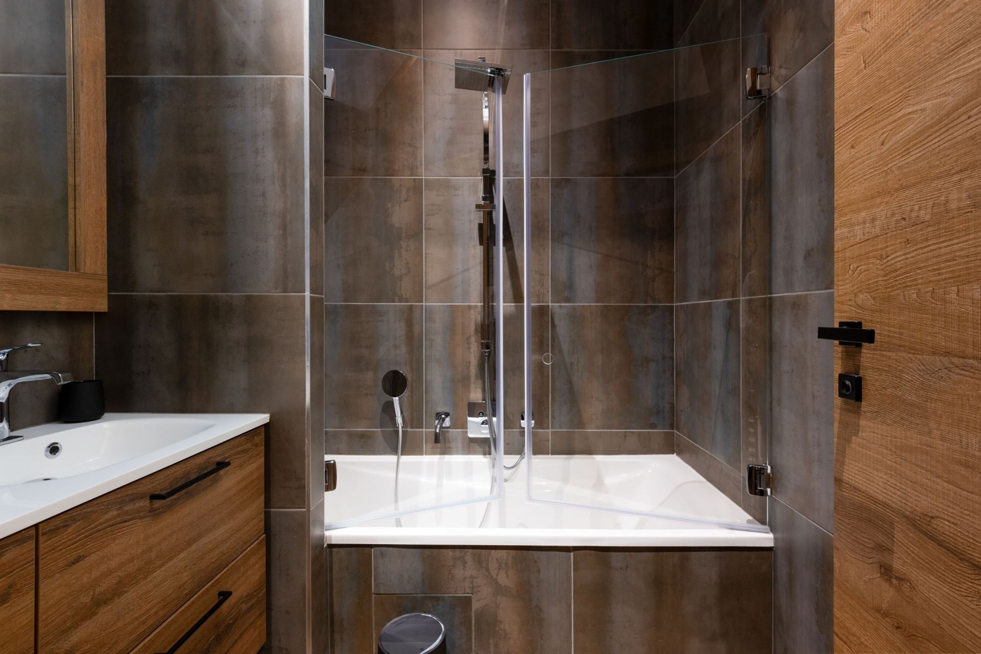 luxury apartment 6 Rooms for seasonal rent on COURCHEVEL (73120)
