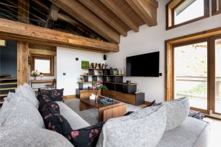 chalet de luxe 10 Pièces en location saisonnière sur COURCHEVEL MORIOND (73120)