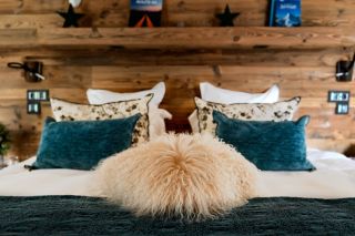 chalet de luxe 10 Pièces en location saisonnière sur COURCHEVEL MORIOND (73120)