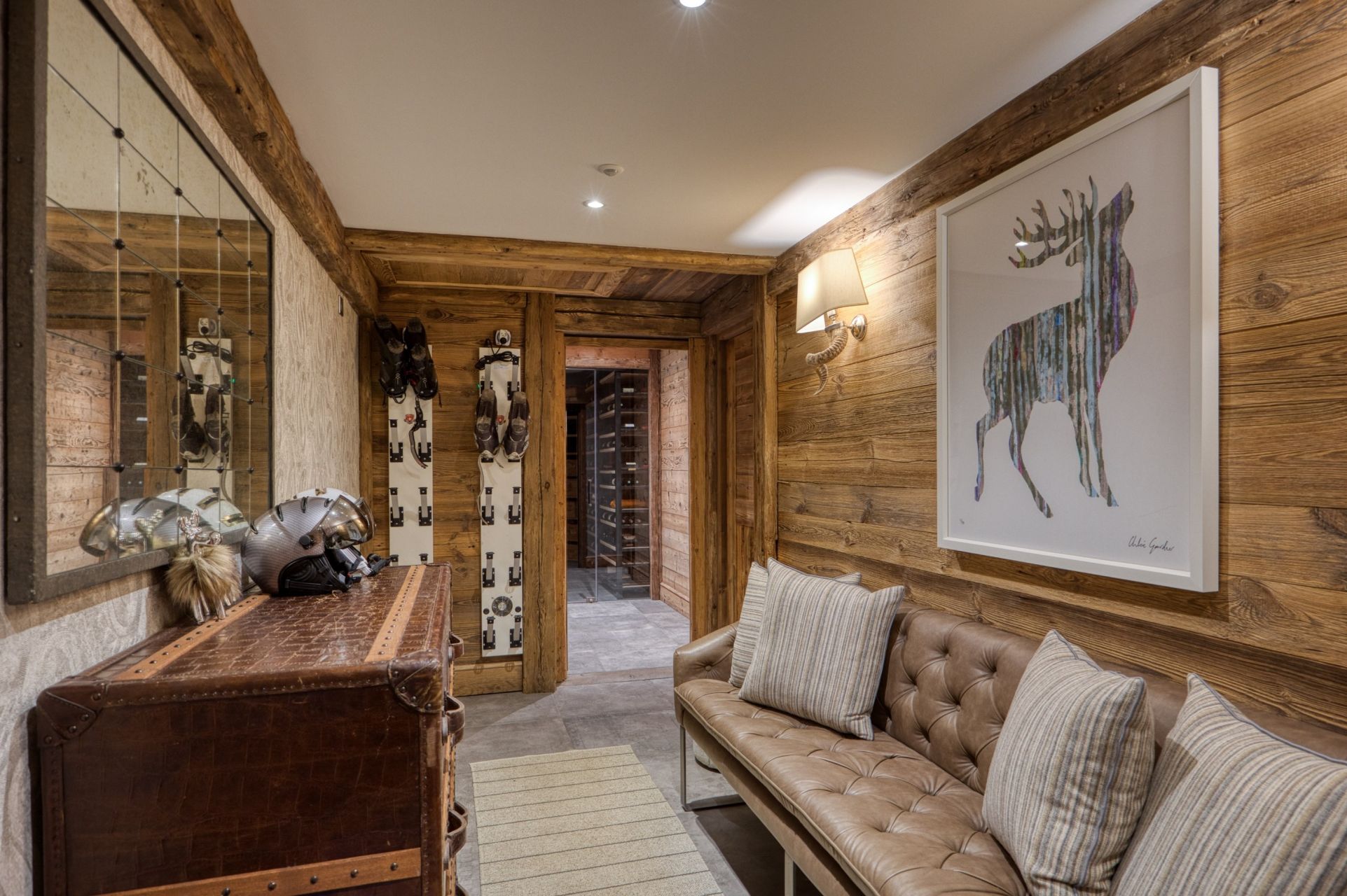 luxury chalet 8 Rooms for seasonal rent on COURCHEVEL (73120)