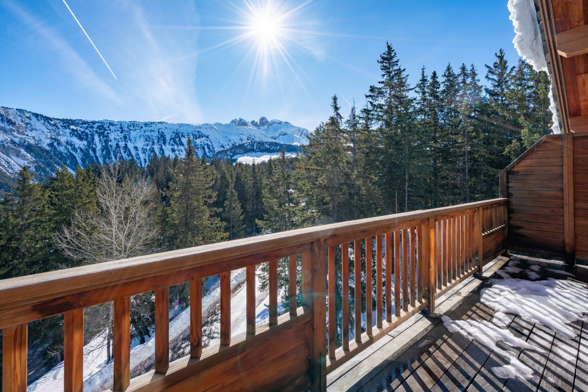 luxury apartment 3 Rooms for sale on COURCHEVEL (73120)