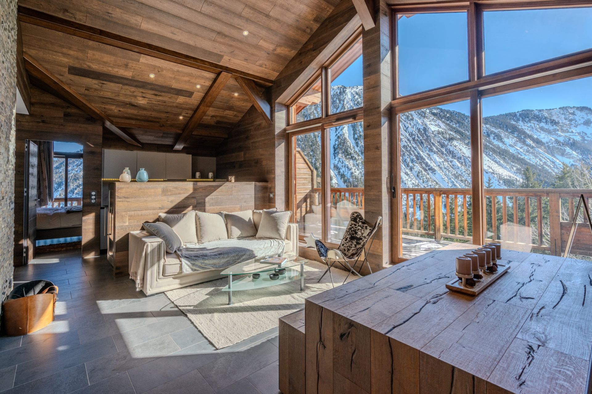 luxury apartment 3 Rooms for sale on COURCHEVEL (73120)