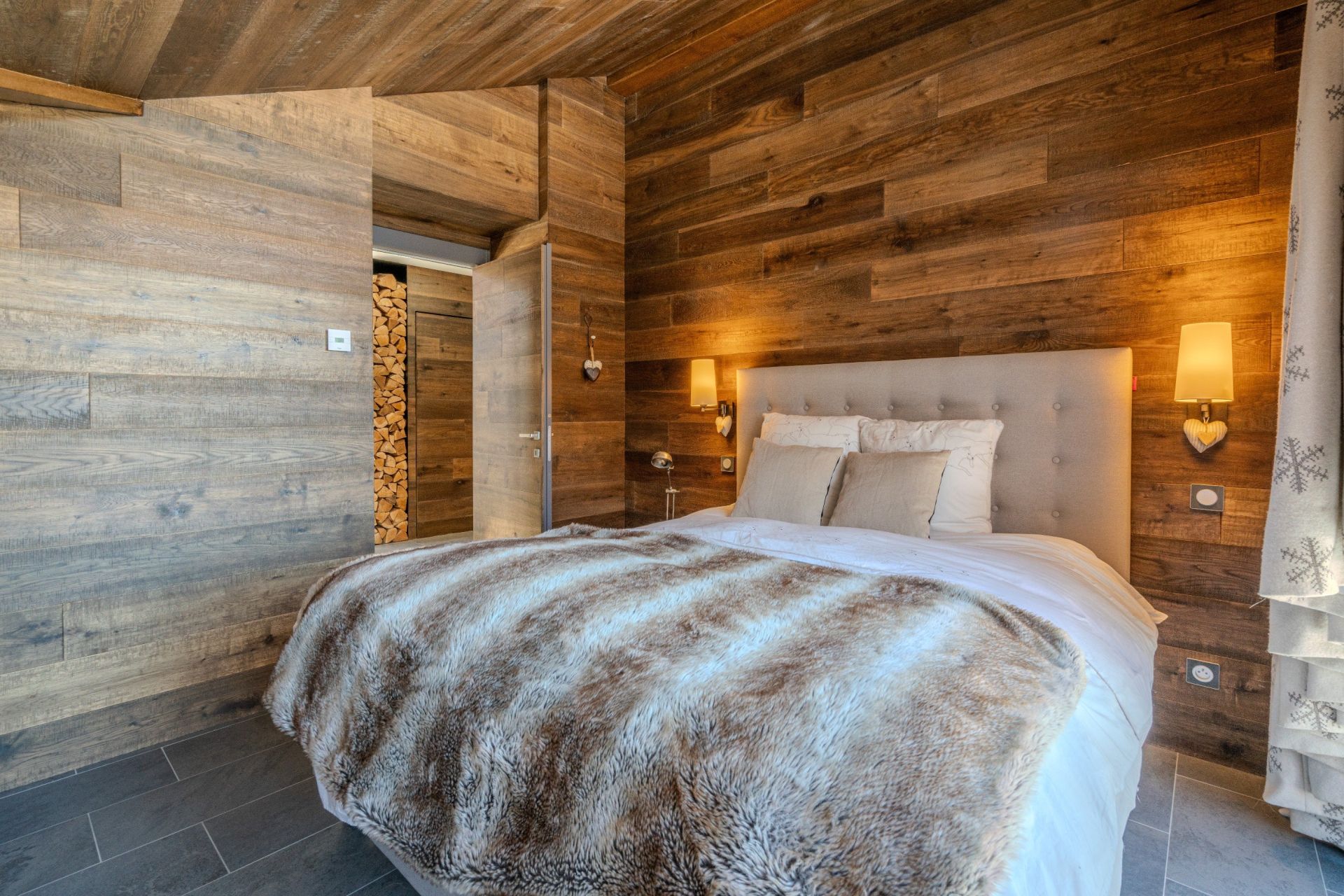 luxury apartment 3 Rooms for sale on COURCHEVEL (73120)