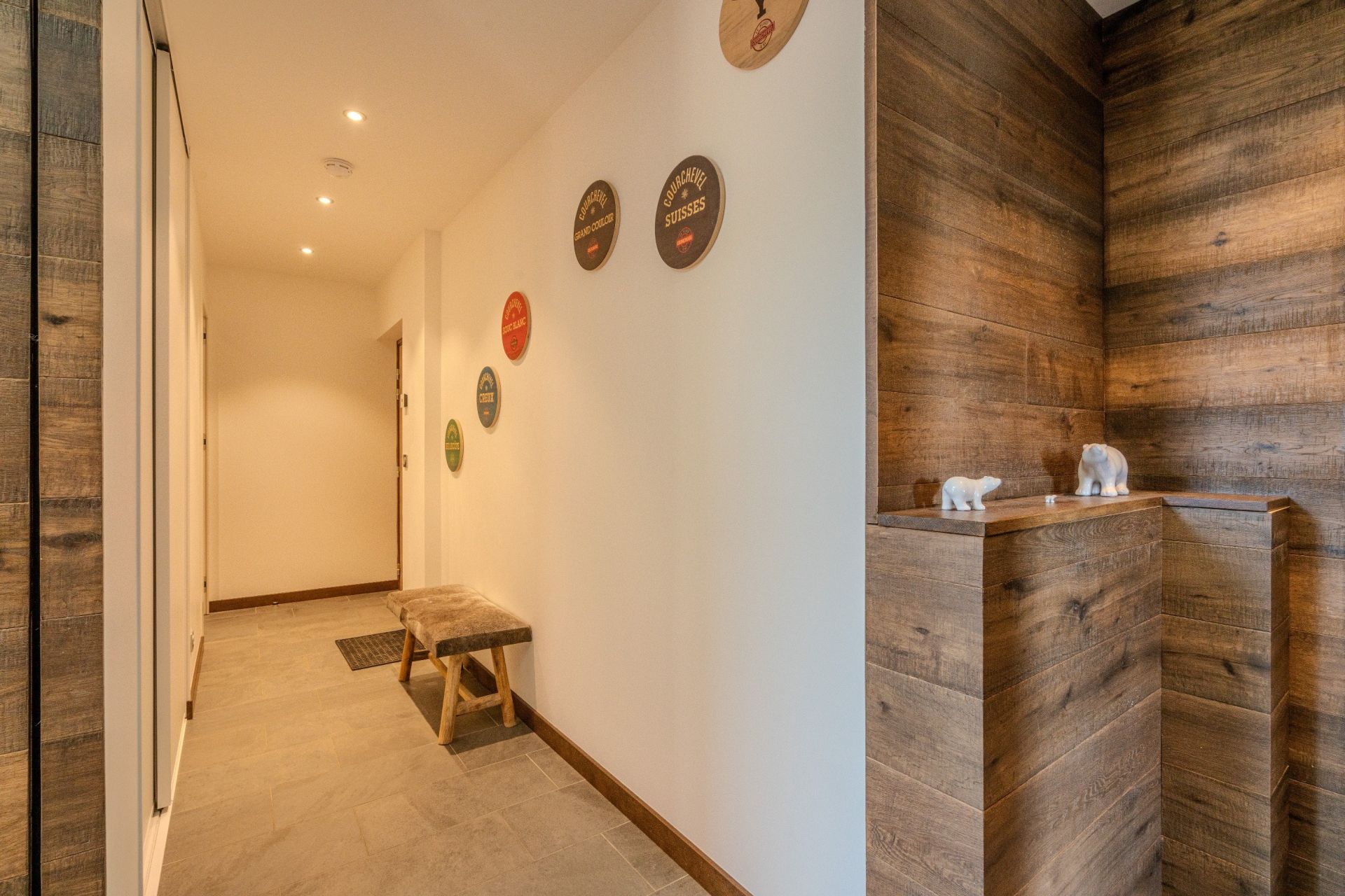 luxury apartment 3 Rooms for sale on COURCHEVEL (73120)