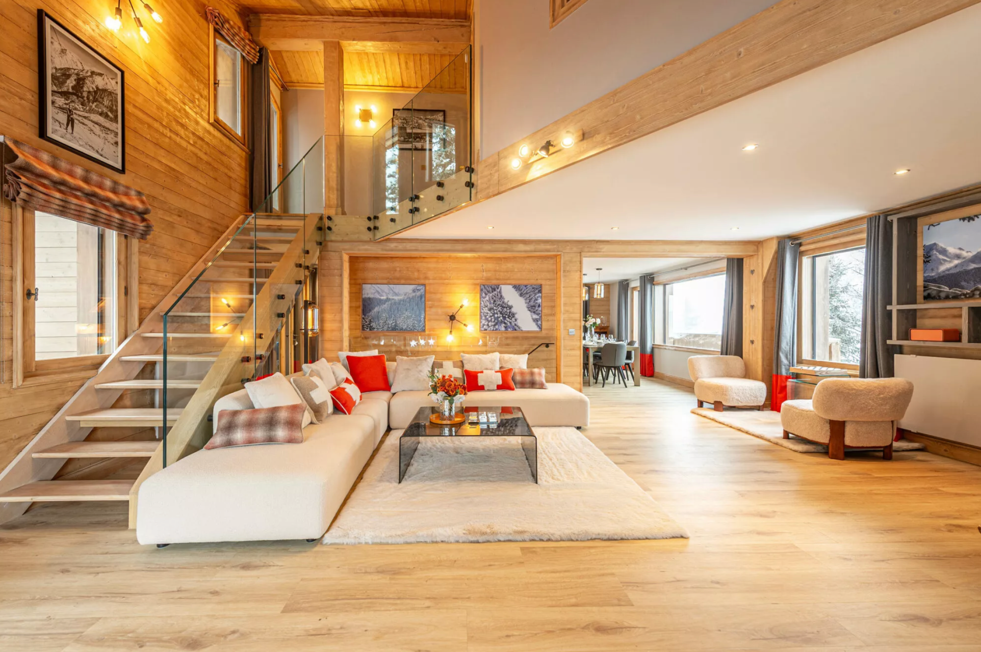 chalet de luxe 7 Pièces en location saisonnière sur COURCHEVEL (73120)