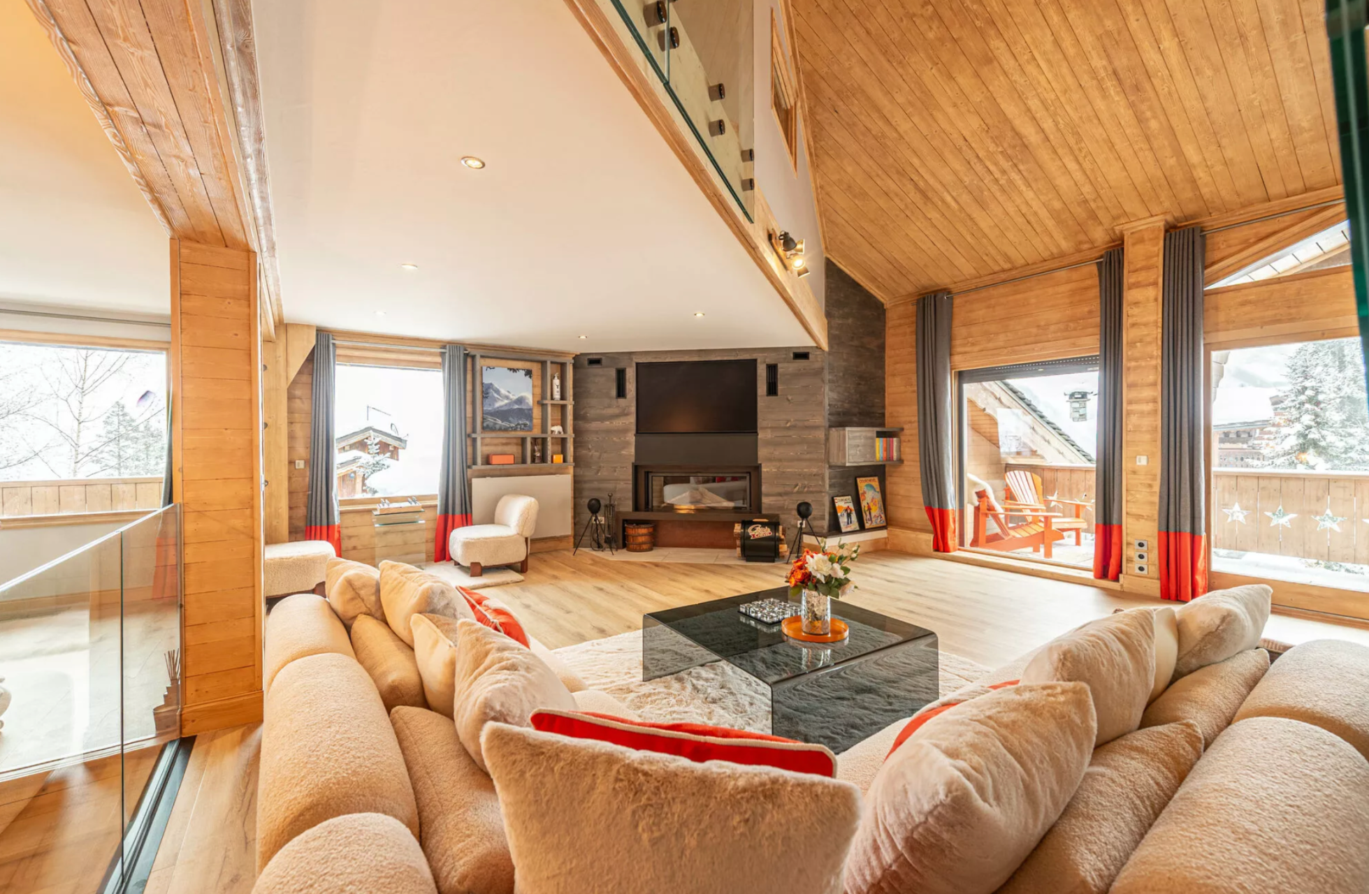chalet de luxe 7 Pièces en location saisonnière sur COURCHEVEL (73120)