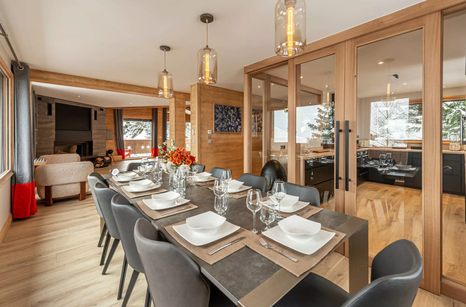 chalet de luxe 7 Pièces en location saisonnière sur COURCHEVEL (73120)