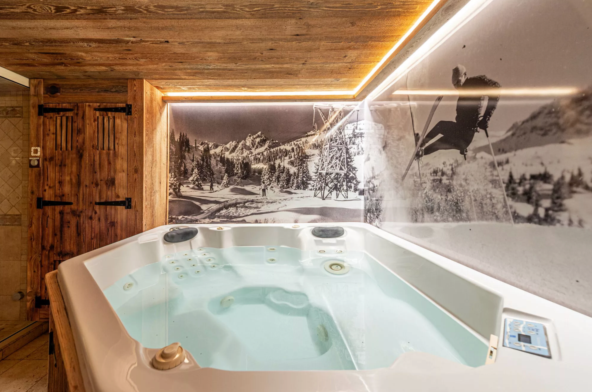 chalet de luxe 7 Pièces en location saisonnière sur COURCHEVEL (73120)