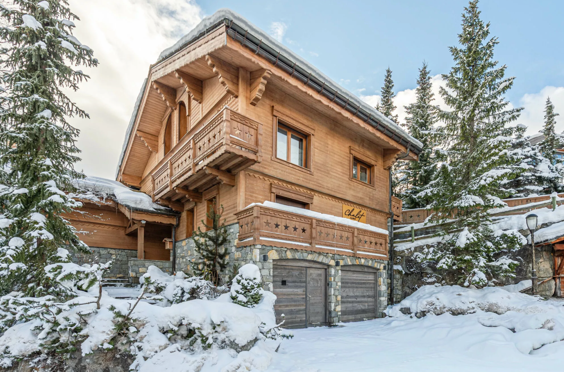 chalet de luxe 7 Pièces en location saisonnière sur COURCHEVEL (73120)