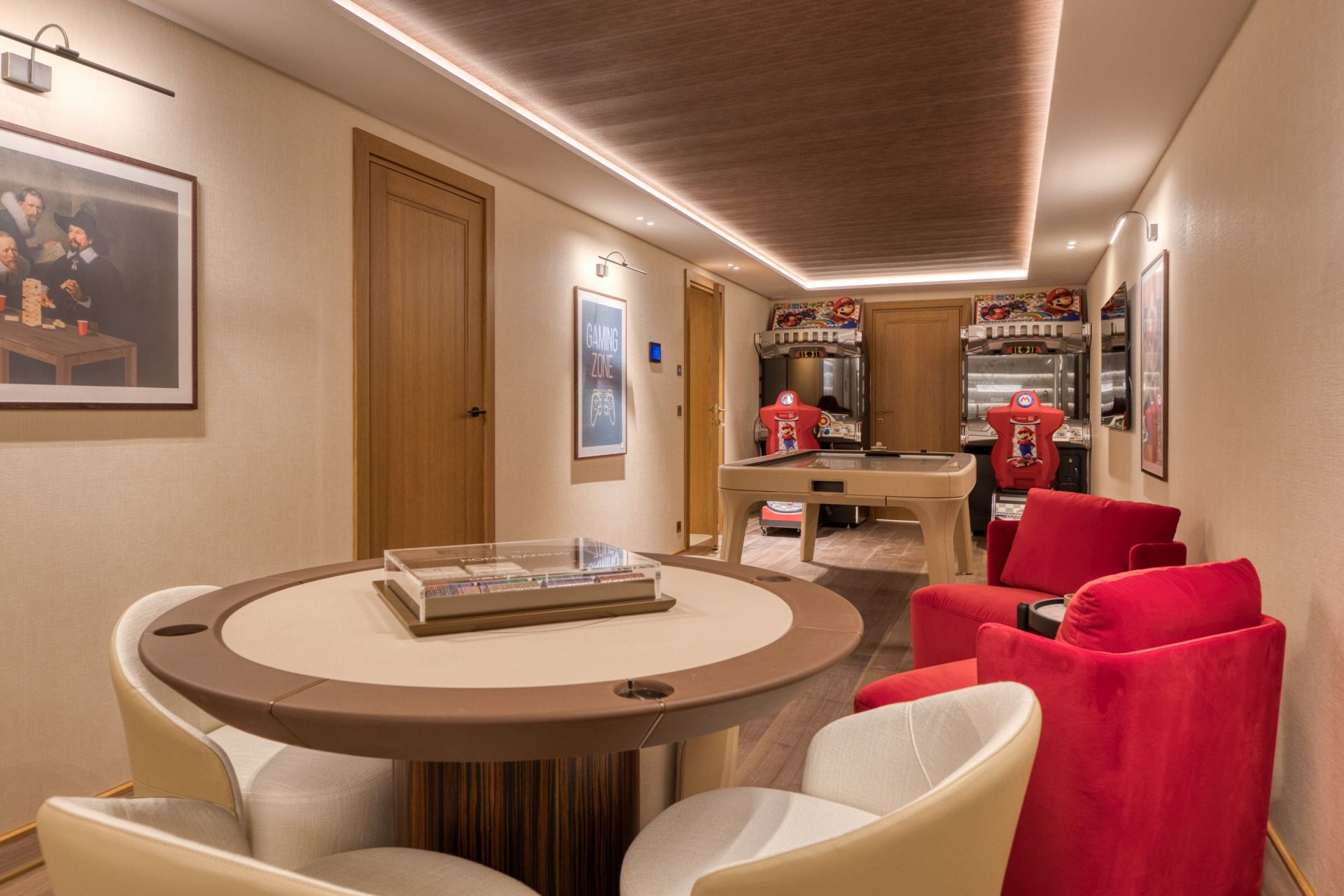 luxury chalet 10 Rooms for seasonal rent on COURCHEVEL (73120)