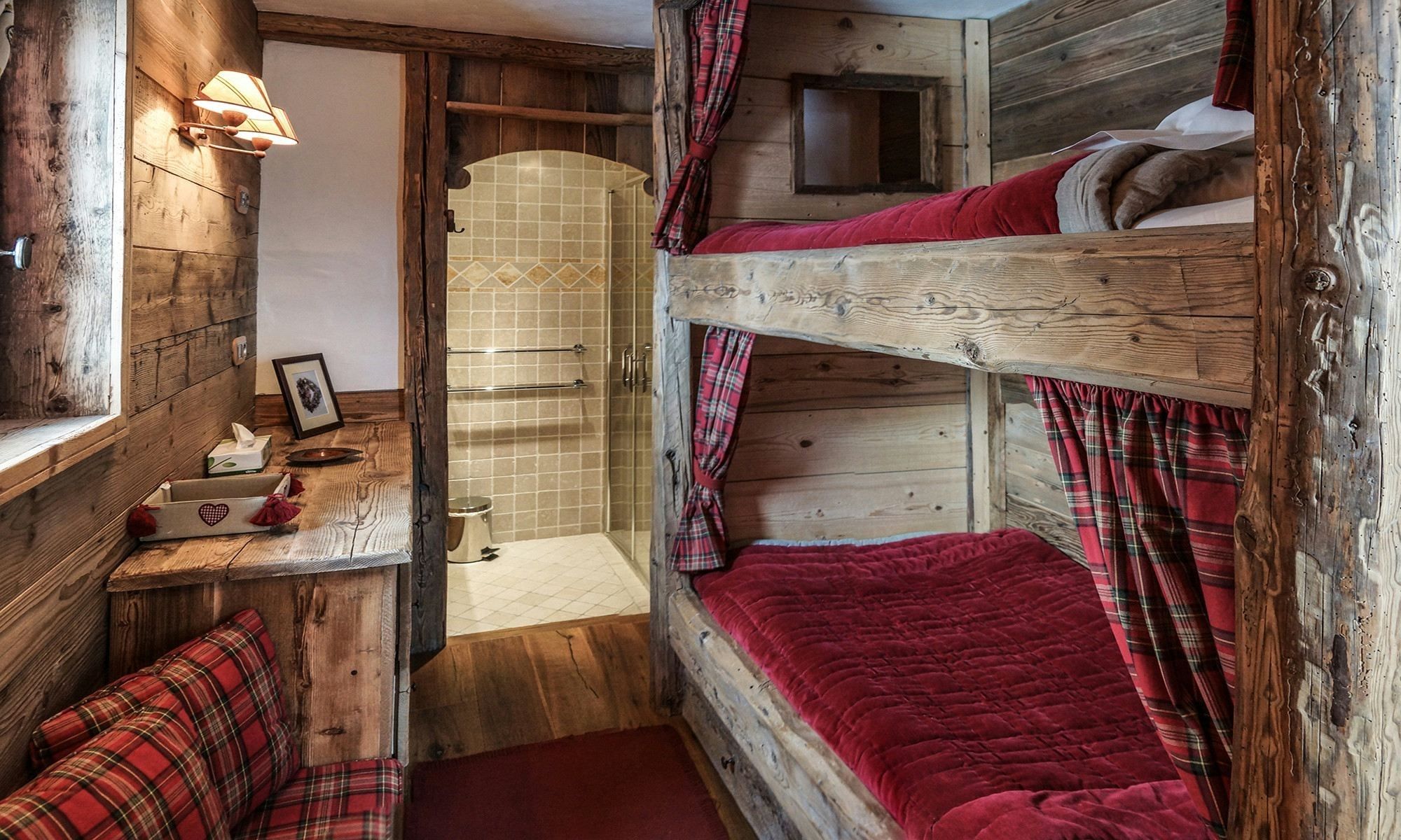 chalet de luxe 7 Pièces en location saisonnière sur COURCHEVEL (73120)