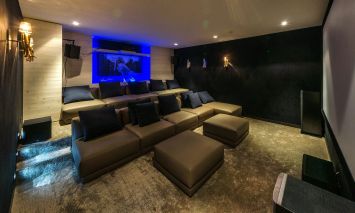 luxury chalet 7 Rooms for seasonal rent on COURCHEVEL (73120)