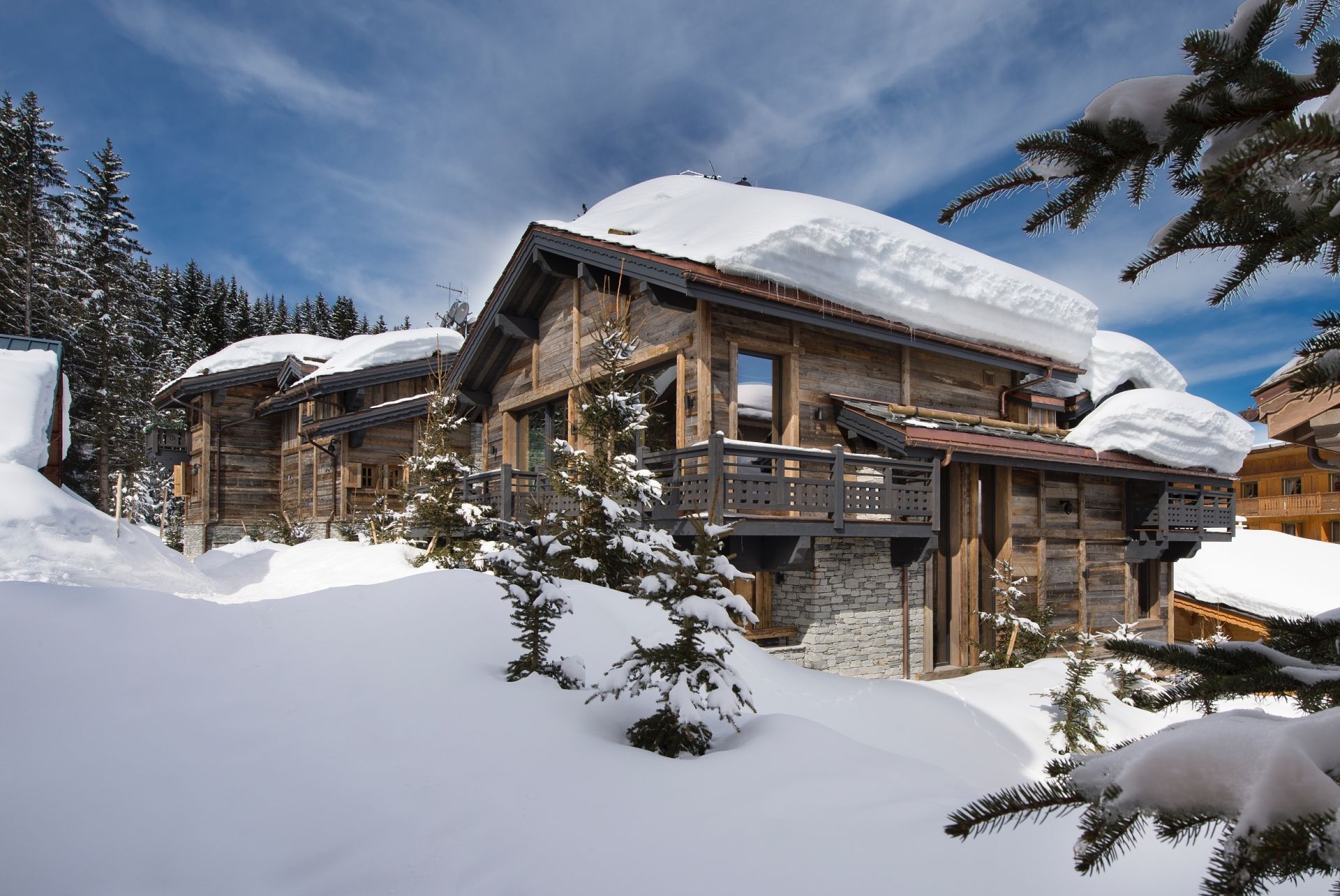 luxury chalet 8 Rooms for seasonal rent on COURCHEVEL (73120)