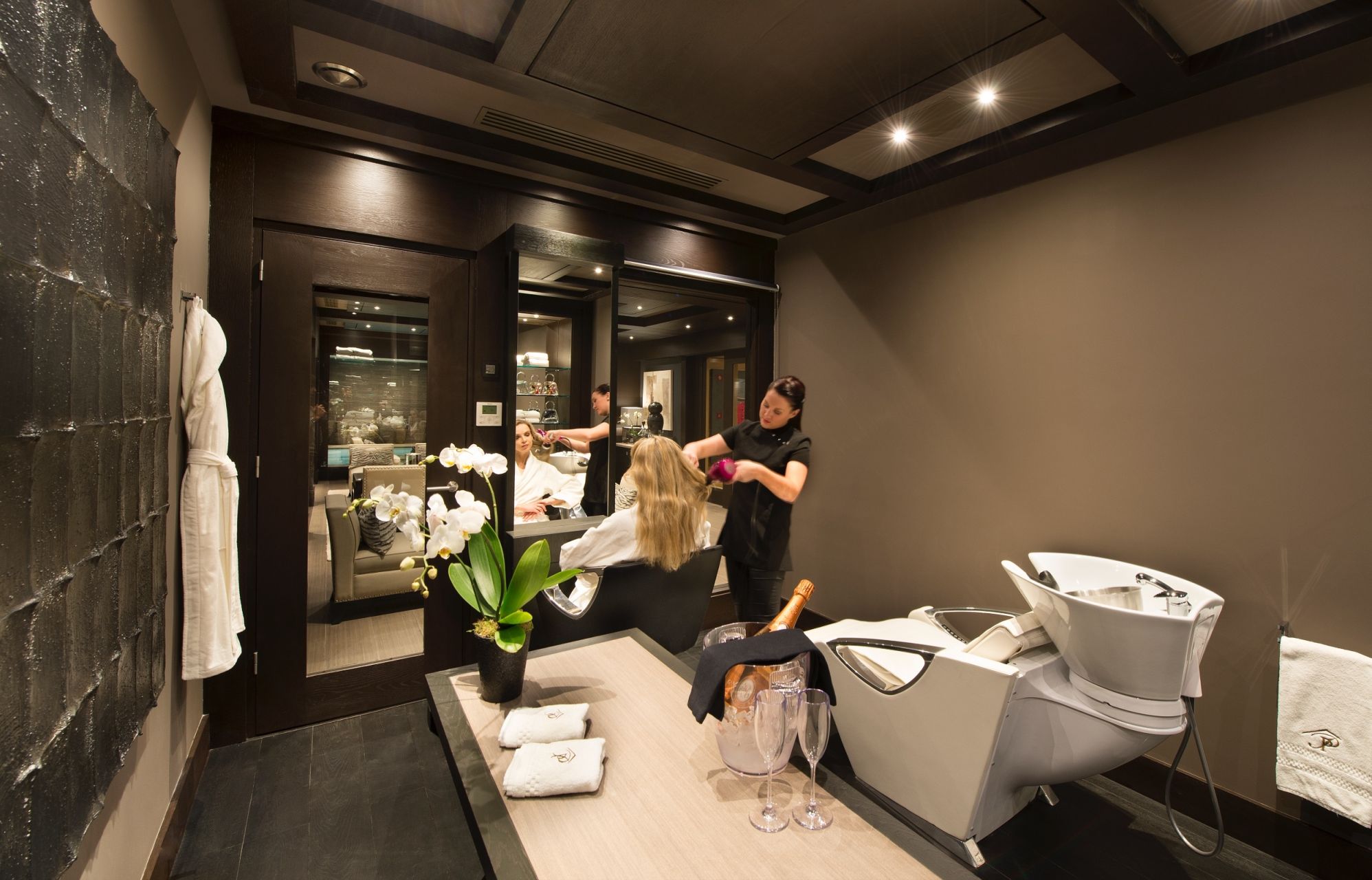 chalet de luxe 8 Pièces en location saisonnière sur COURCHEVEL (73120)