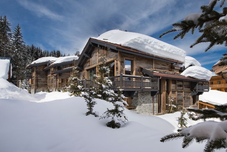chalet de luxe 8 Pièces en location saisonnière sur COURCHEVEL (73120)