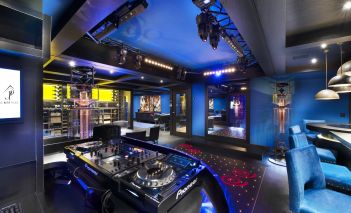 chalet de luxe 8 Pièces en location saisonnière sur COURCHEVEL (73120)