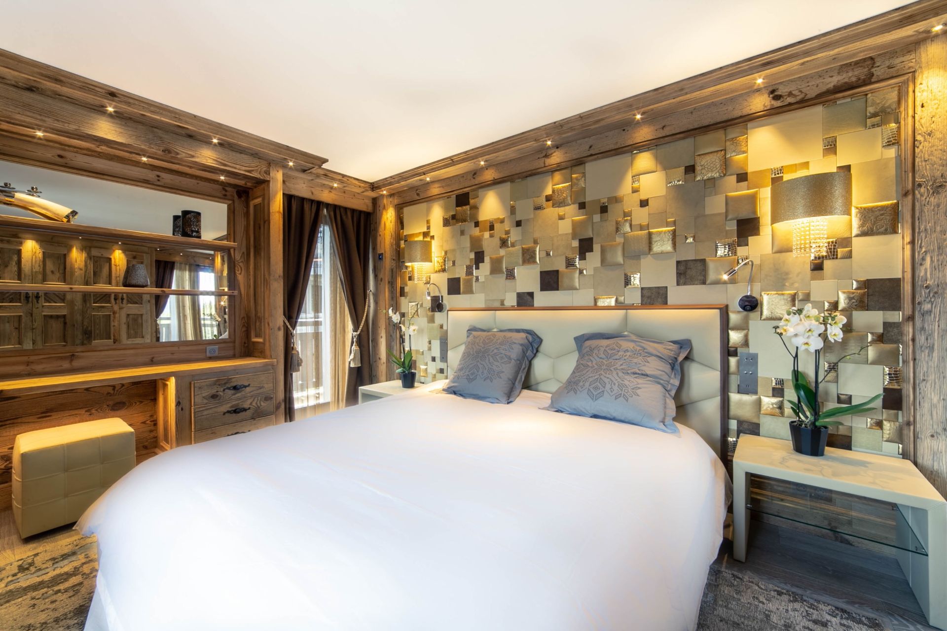chalet de luxe 5 Pièces en location saisonnière sur COURCHEVEL (73120)