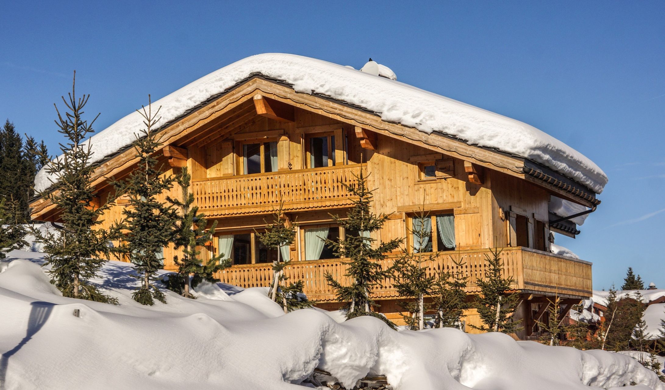 luxury chalet 7 Rooms for seasonal rent on COURCHEVEL (73120)