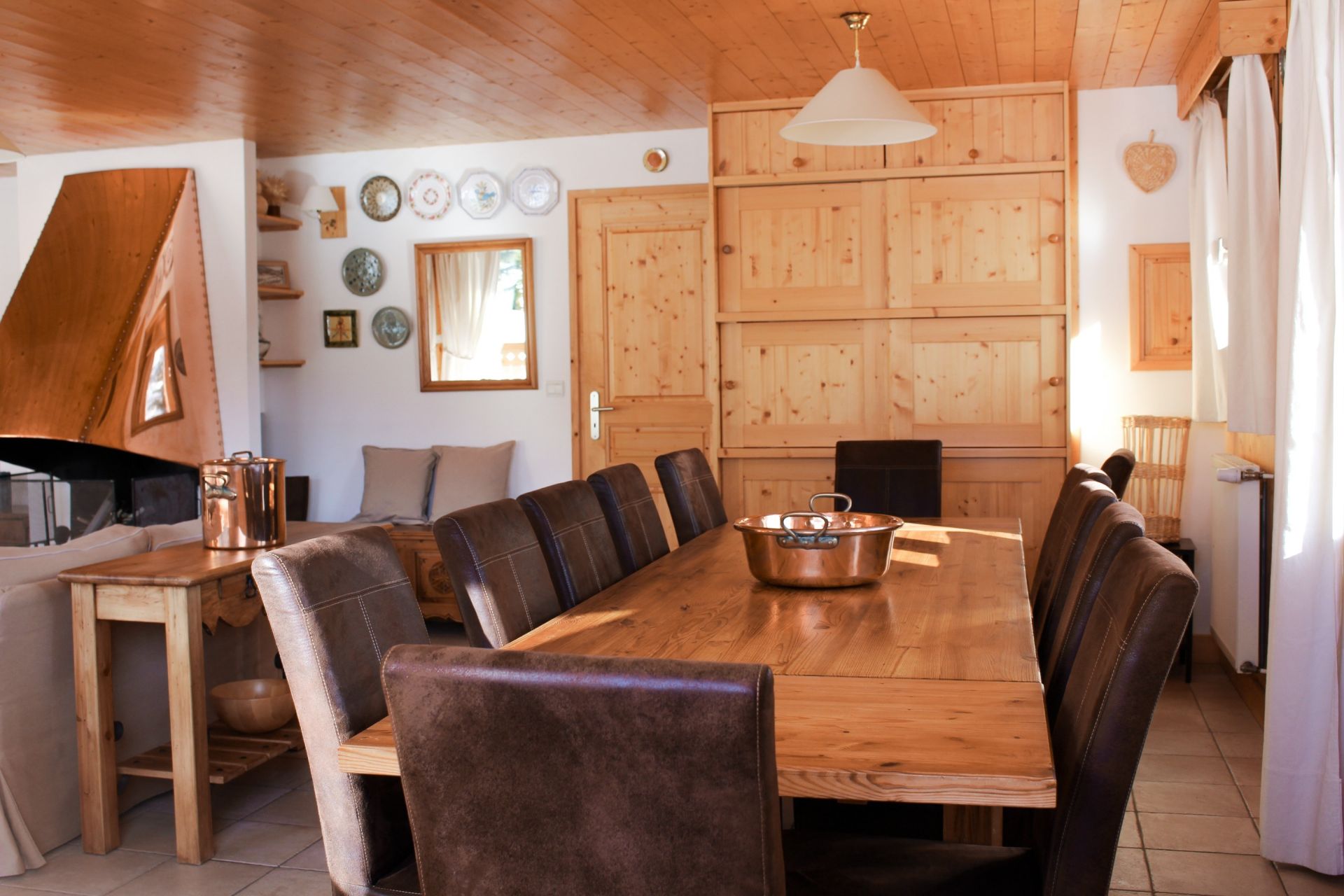 luxury chalet 7 Rooms for seasonal rent on COURCHEVEL (73120)