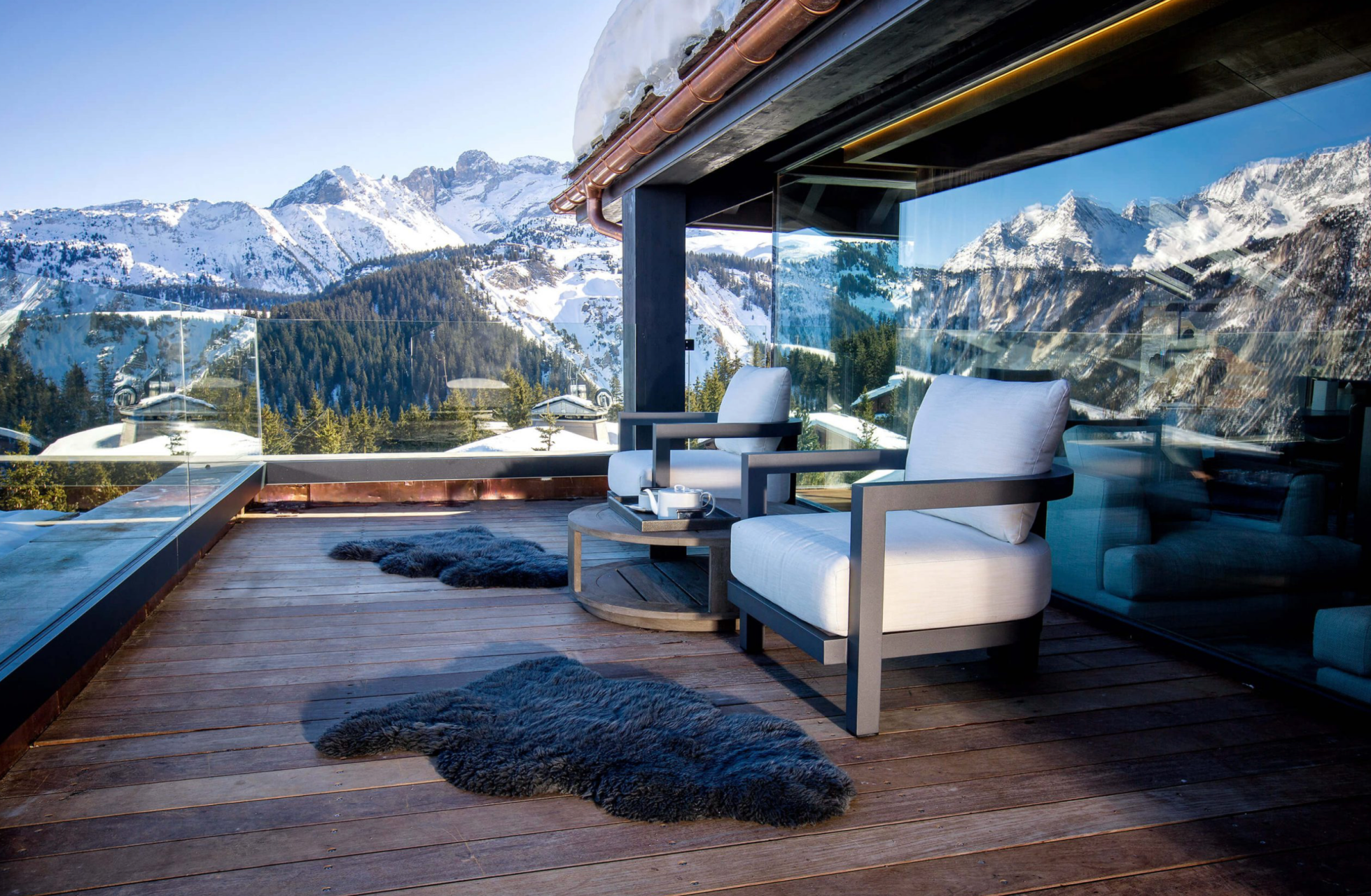 luxury chalet 7 Rooms for seasonal rent on COURCHEVEL (73120)