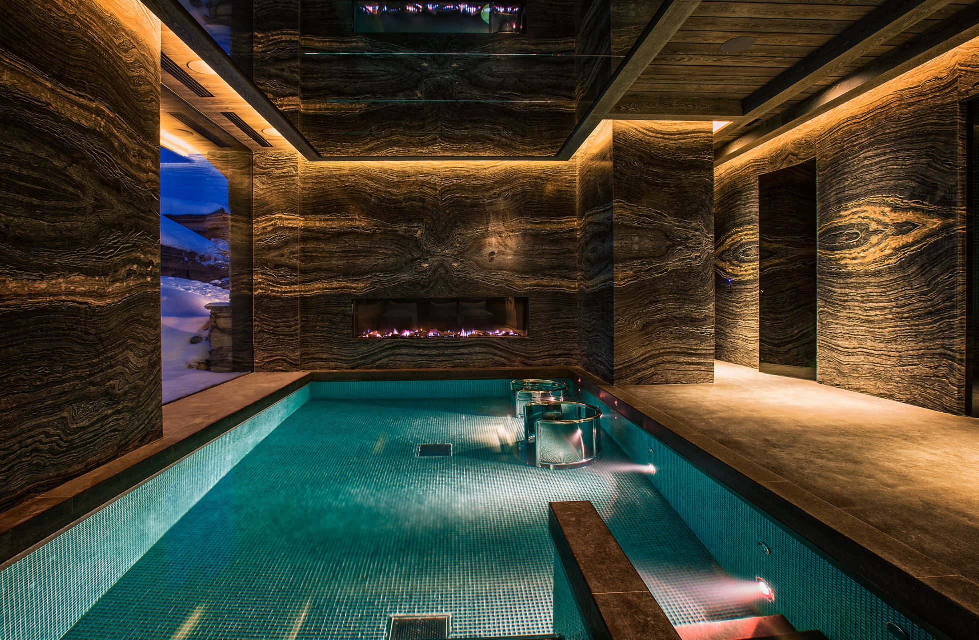 luxury chalet 7 Rooms for seasonal rent on COURCHEVEL (73120)