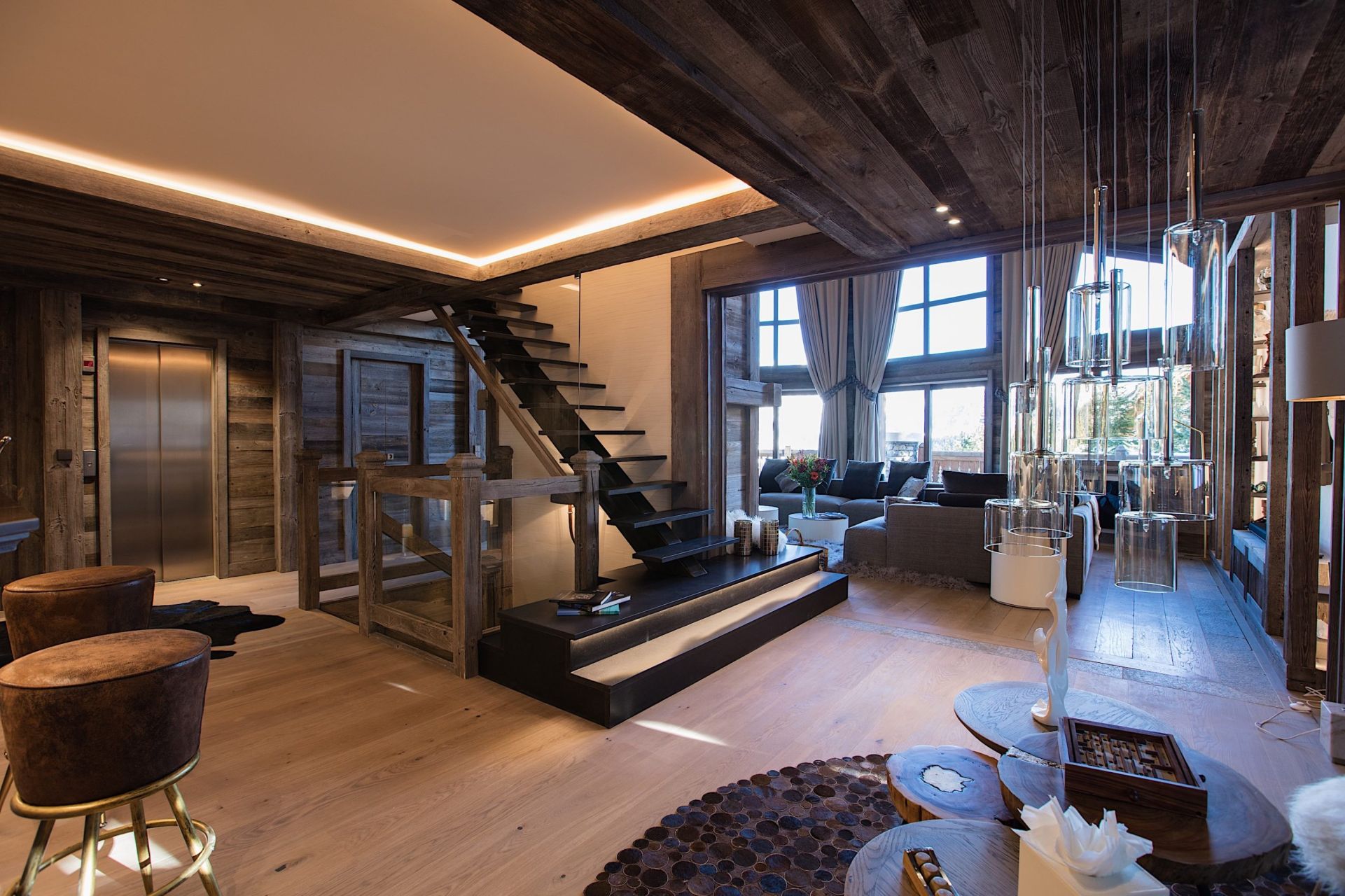 luxury chalet 6 Rooms for seasonal rent on COURCHEVEL (73120)