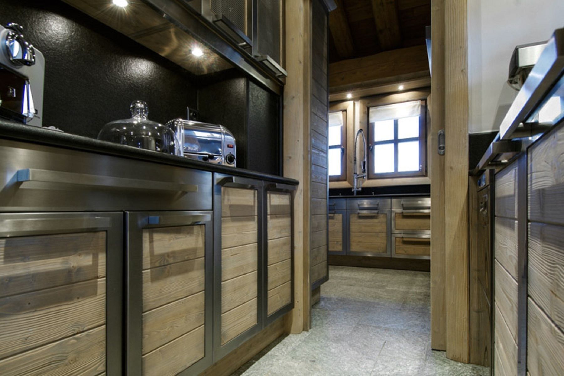 luxury chalet 6 Rooms for seasonal rent on COURCHEVEL (73120)