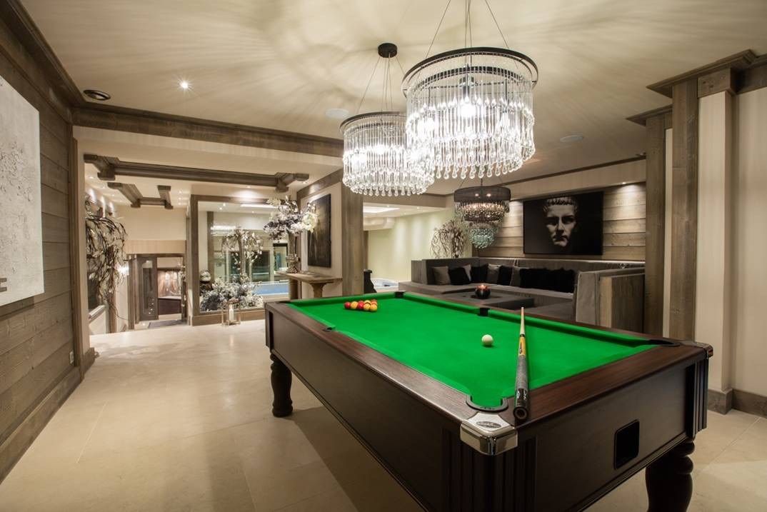 luxury chalet 6 Rooms for seasonal rent on COURCHEVEL (73120)