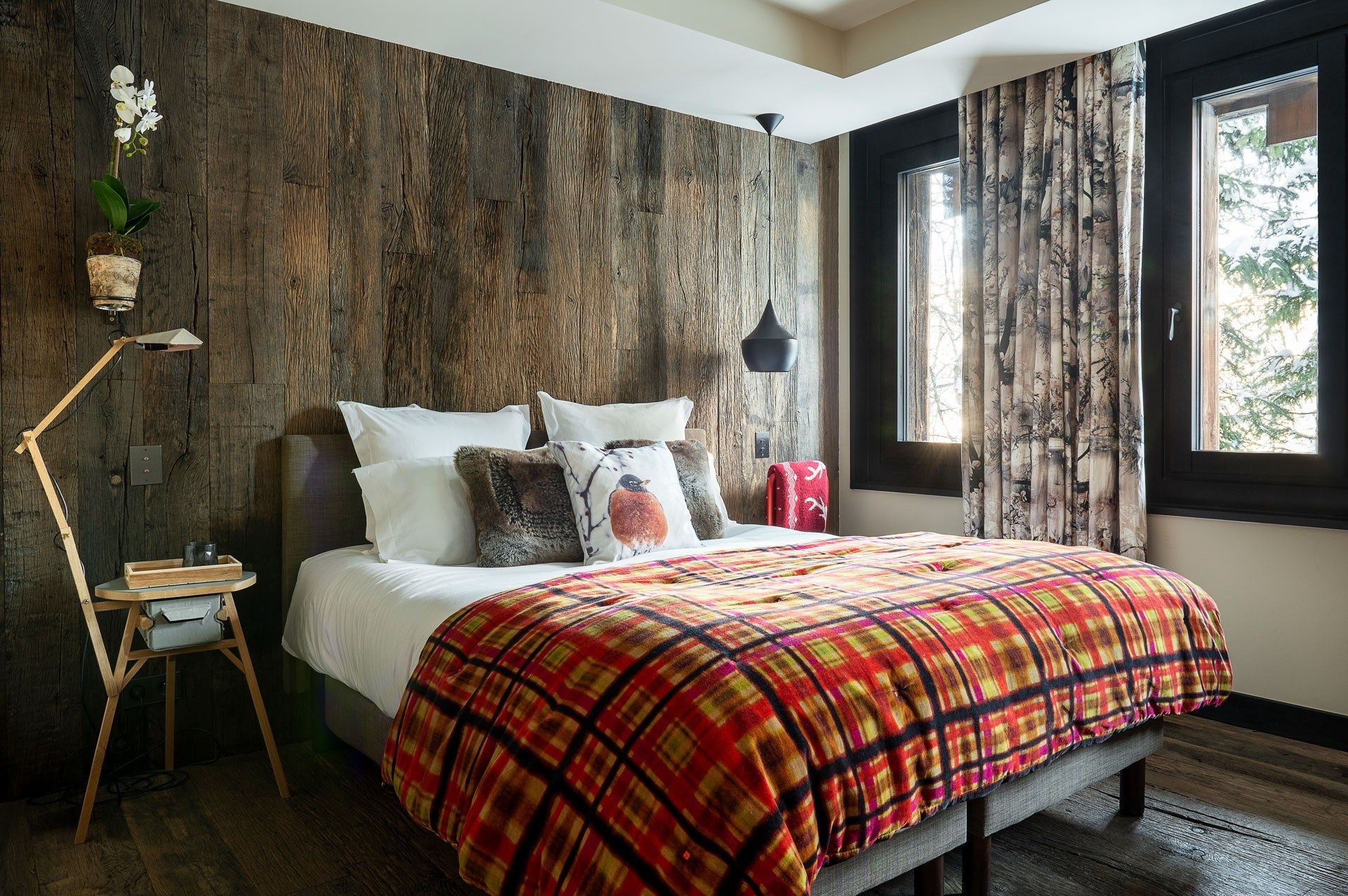 luxury chalet 7 Rooms for seasonal rent on COURCHEVEL (73120)