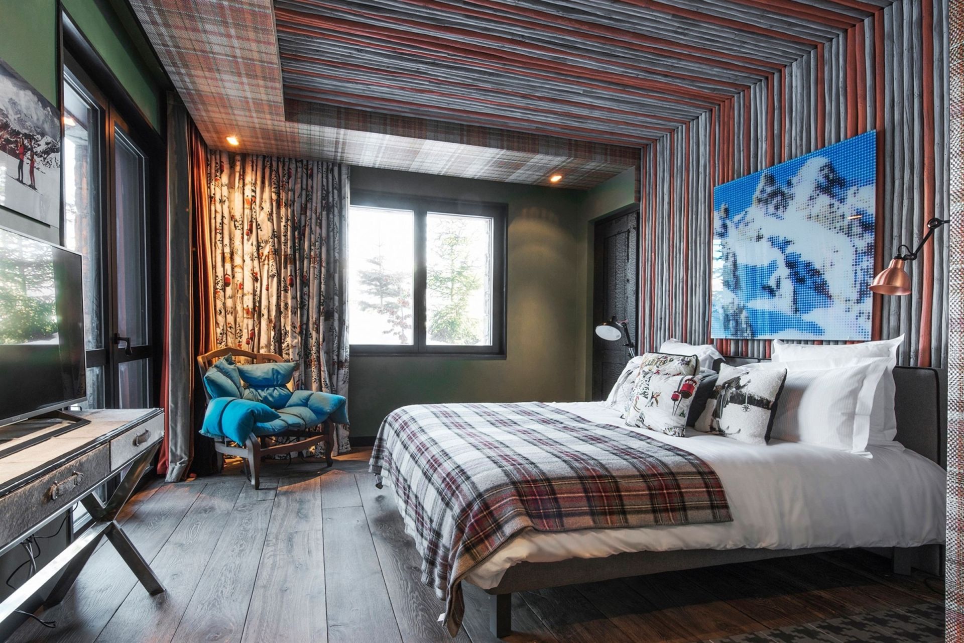 luxury chalet 10 Rooms for seasonal rent on COURCHEVEL (73120)