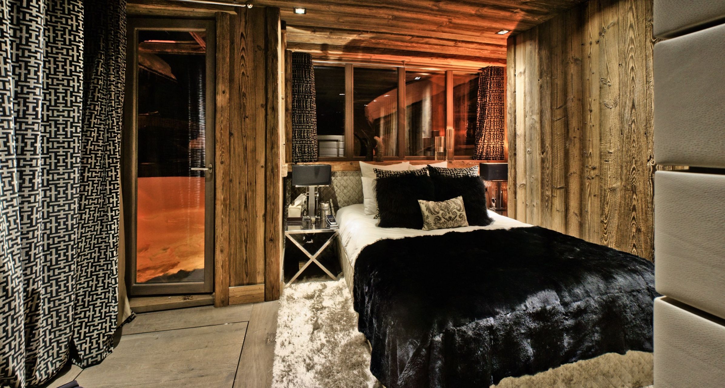 chalet de luxe 5 Pièces en location saisonnière sur COURCHEVEL (73120)