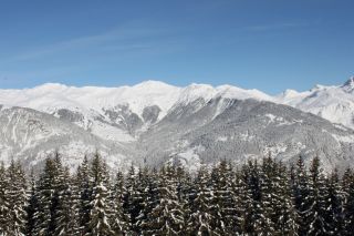 luxury apartment 5 Rooms for seasonal rent on COURCHEVEL (73120)