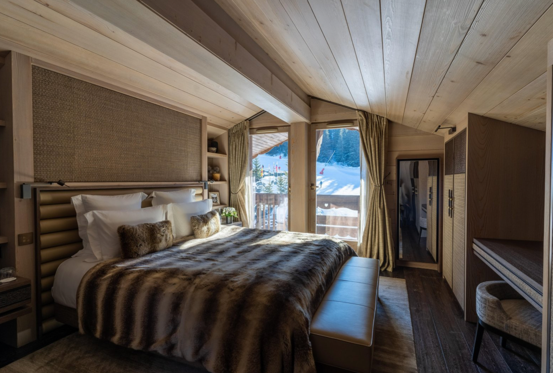 luxury apartment 6 Rooms for seasonal rent on COURCHEVEL (73120)