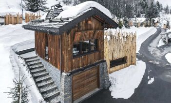 luxury chalet 5 Rooms for seasonal rent on COURCHEVEL (73120)