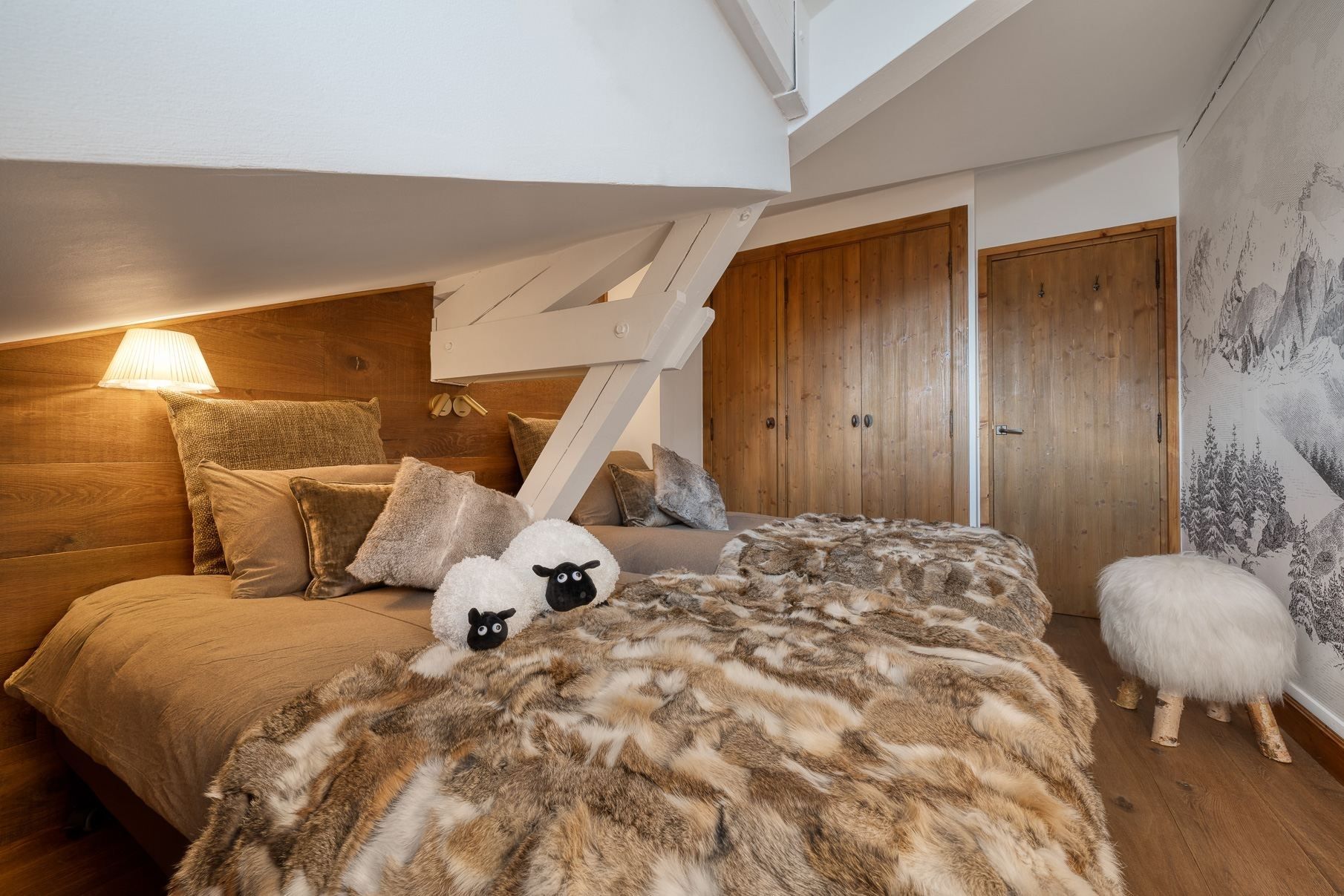 appartement de luxe 4 Pièces en location saisonnière sur COURCHEVEL (73120)
