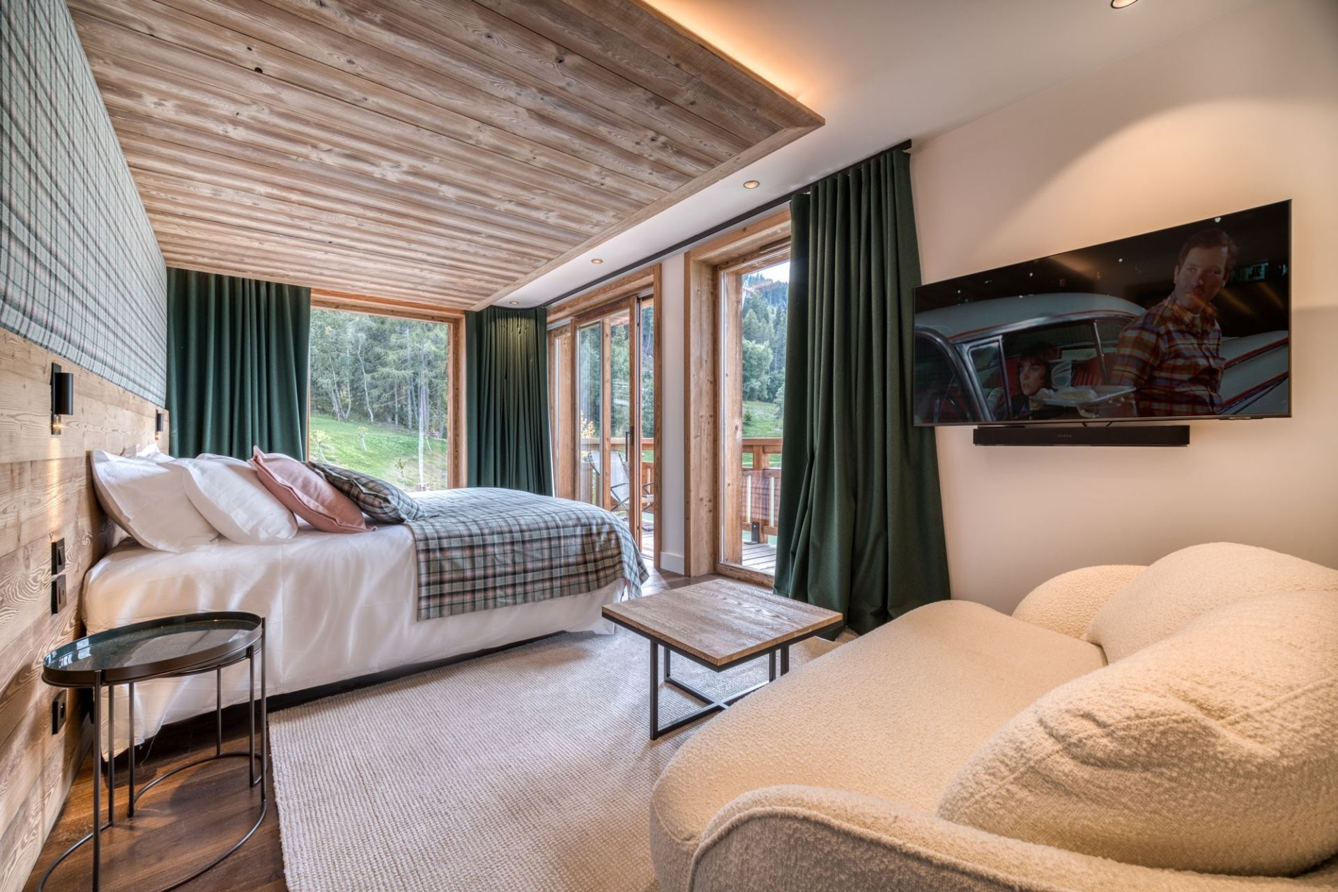 chalet de luxe 9 Pièces en location saisonnière sur COURCHEVEL (73120)