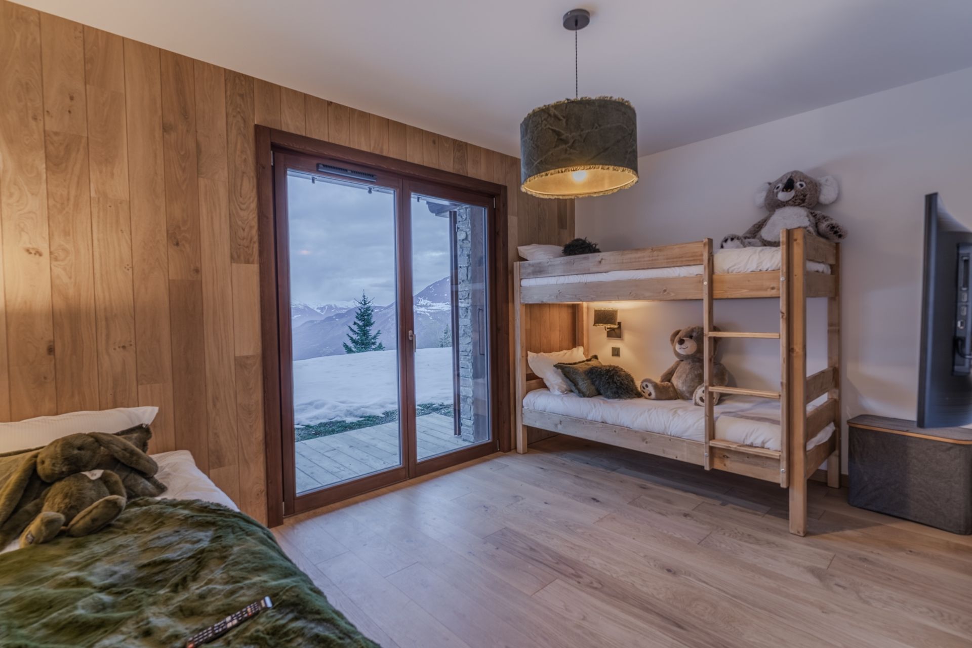 luxury apartment 4 Rooms for seasonal rent on COURCHEVEL (73120)