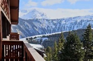 luxury apartment 4 Rooms for sale on COURCHEVEL (73120)